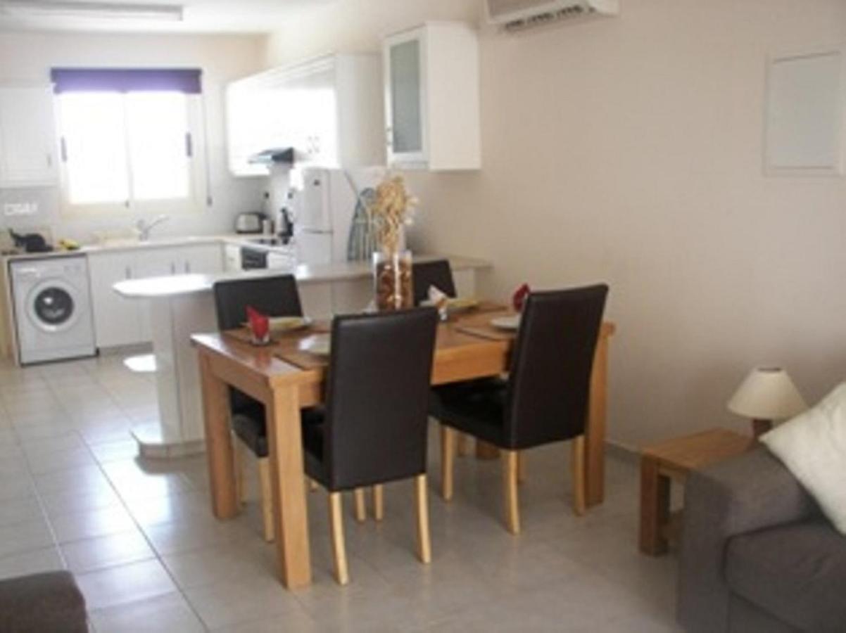 Appartement Ground Floor Leading To Pool Eg5, 2 Bedrooms, Free Wifi *