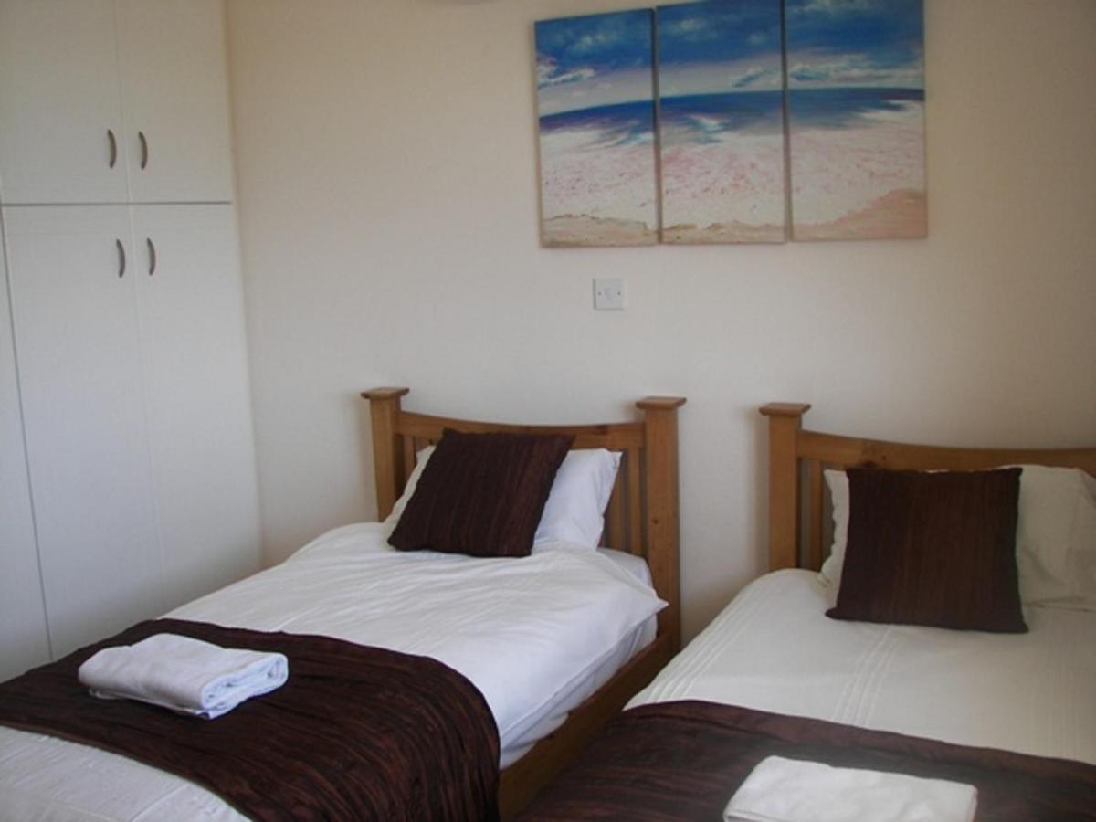Appartement Ground Floor Leading To Pool Eg5, 2 Bedrooms, Free Wifi *